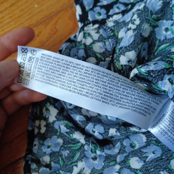 Mango Sz 8 Flower Print Dress Faux Wrap Lilac Black Long Sleeve Front Closure - Picture 12 of 14